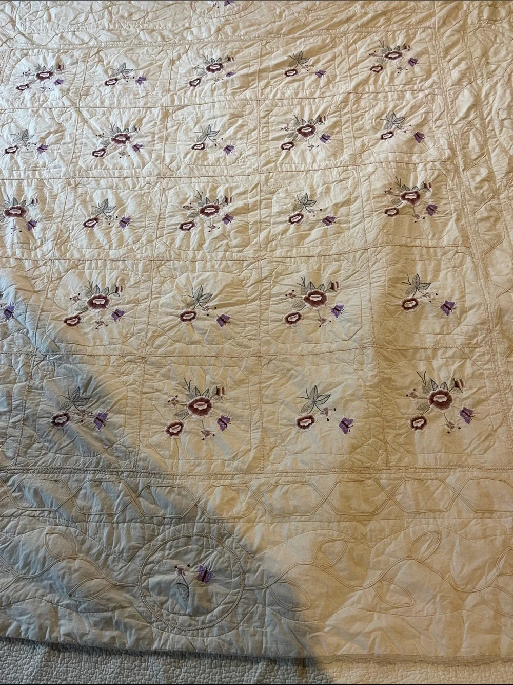 Quilted embroidered floral reversible bedspread cream purple twin throw